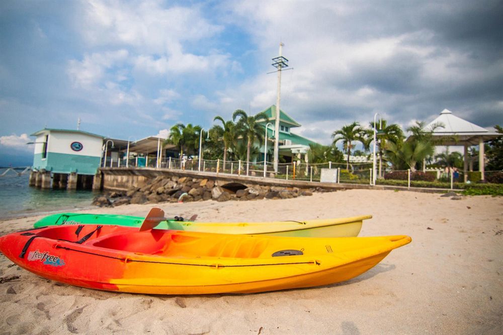 Camayan Beach Resort Hotel Subic Bay Bagian luar foto